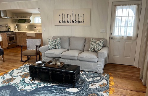 Hull Cottage | Life by the shore in Hull, MA at an antique house with bay views