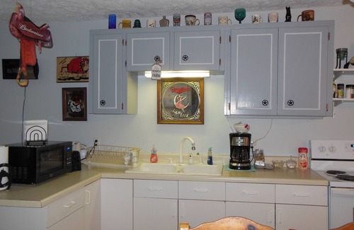 Baldwin House | Life on the farm with Pool! 1+ hour to ATL, Close to great hiking in No GA Mtns