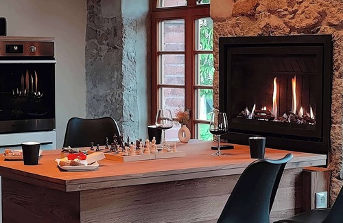 Buhlau Apartment | Light-flooded apartment with its own sauna + fireplace