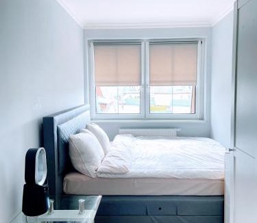 Hlubocepy Apartment | Light & Wood Design - 89 m2 Apartment in Prague