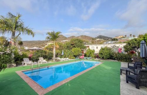 Callejones Apartment | Lightbooking Luymar con piscina Villa de Mazo