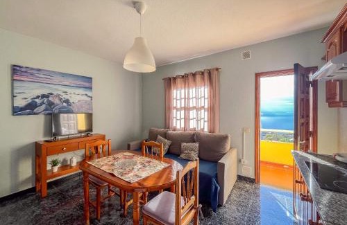 Callejones Apartment | Lightbooking Luymar con piscina Villa de Mazo