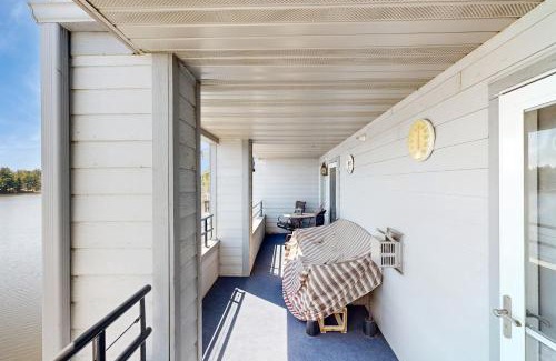 Lake Delton House | Lighthouse Cove Condo Resort: 418