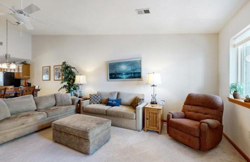 Lake Delton House | Lighthouse Cove Condo Resort: 418