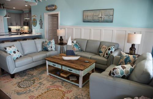 Audubon Place House | Lighthouse View