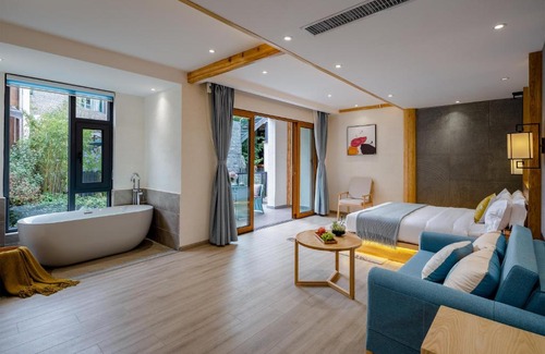 Dayan Old Town Hotel | Lijiang Huaxi River Bank Homestay