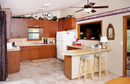 Wilburn House | Lil Shangri-La on the Little Red River -walk in river access