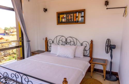 Karatu Hotel | Lilac Elevate Inn