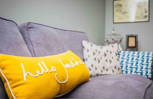 Canford Cliffs House | Lilliput Hideaway 5 mins from Sandbanks Beach