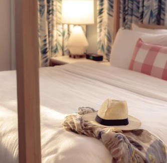 Old East Hill Hotel | Lily Hall-A Boutique Hotel