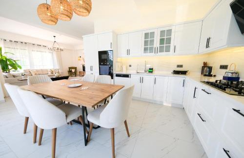 Fethiye Villa | Lily of the Valley Luxury Villa Fethiye, Yesiluzumlu by Sunworld Villas