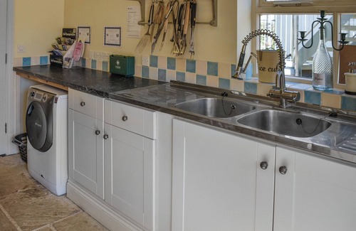 Nassington Cottage | Lily Pad 2 - UK43901