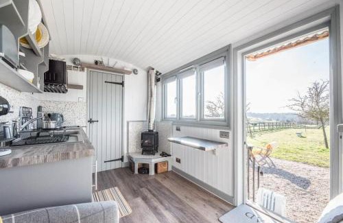 Saxmundham House | Lily Pad, Friston