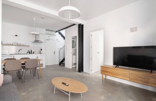 Almeria Centro Apartment | Limehome Almeria C. Hernán Cortés