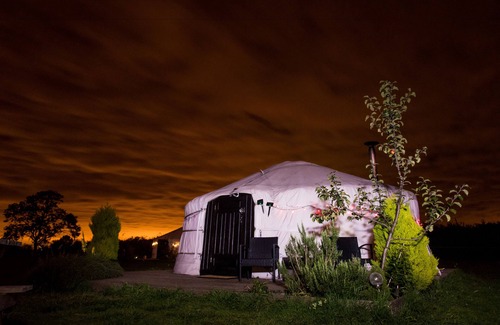 Glentham RV Rental | Lincoln Yurts