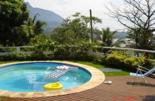 Praia Grande House | Linda casa em Ilhabela-Praia do Julião