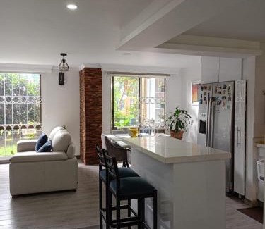 Ciudad Salitre House | Linda habitación Ciudad Salitre