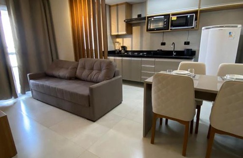 Caicara Apartment | Lindo Apê 100mts da Praia Wi-fi Ar Condicionado Varanda Lazer Completo Piscina
