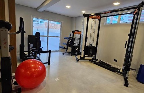 Caicara Apartment | Lindo Apê 100mts da Praia Wi-fi Ar Condicionado Varanda Lazer Completo Piscina
