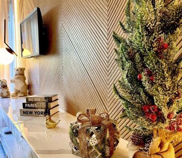 Carniel Apartment | Lindo e Moderno frente p jardim e piscina aquecida