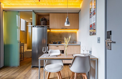 Matriz Apartment | Linked Batel by Xtay