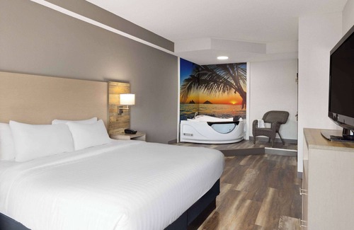 Pella Hotel | Links Bos Landen Hotel & Spa of Pella, Trademark by Wyndham