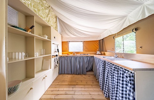 Saxmundham Cabin | Linnet at Sweffling Hall, Dog Friendly