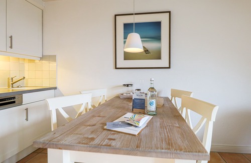 Wenningstedt-Braderup Apartment | Lisbeth Hus in the plant Ameland