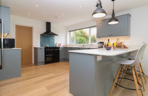 Walberswick Cottage | LITTLE CHAPTER, pet friendly, luxury holiday cottage in Walberswick