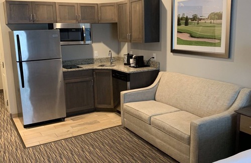 New London Hotel | Little Crow Resort & Conference, Trademark by Wyndham