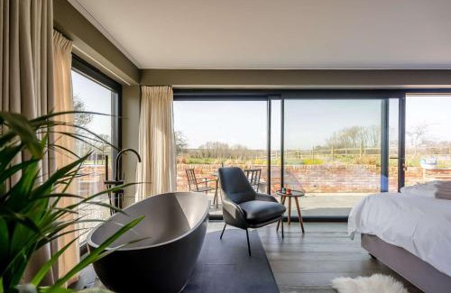 Etchinghill House | Little Hayloft by Bloom Stays