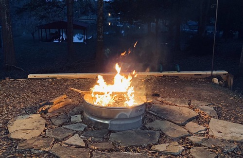 Negreet House | Little Minnow is a Pet friendly water front home on Toledo Bend in a quiet cove.
