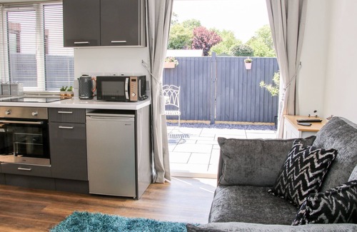 Four Crosses Cottage | Little Oakleigh