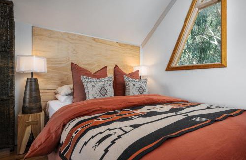 Porepunkah House | Little Olive Cabin