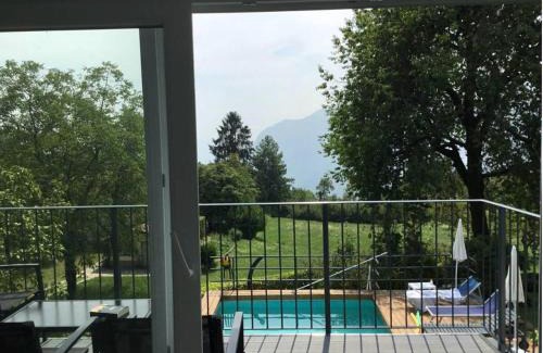 Esmate House | LITTLE PARADISE - ISEO LAKE