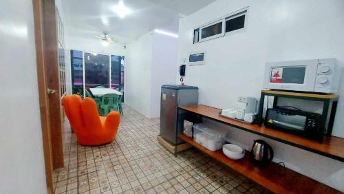Bacolod House | Liturs Travel Services homestay Rent a Car - Singcang