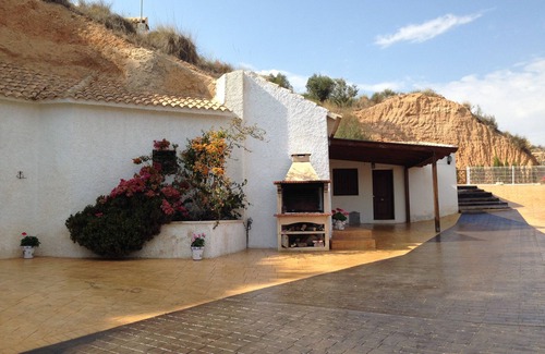 Abanilla Cottage | Live the experience of staying in a cave