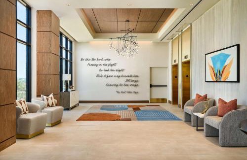 Central Oklahoma City Hotel | Lively Hotel On Oak Oklahoma City, Tapestry By Hilton