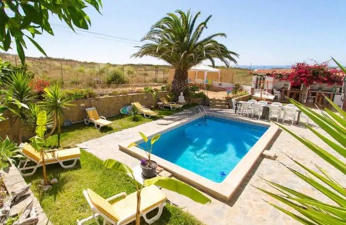 Callao House | Living Lodge Portugal - King Size w/Private Shower