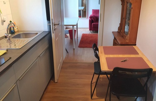 Ippendorf Apartment | Living on the roof of Bonn, only 10 minutes to the center