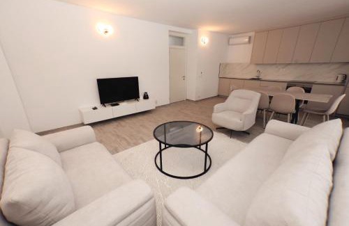 Prizren Apartment | Livinn Apartments-Deluxe Apartment