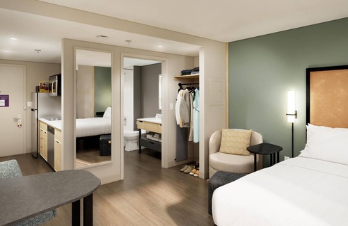 Kokomo Hotel | LivSmart Studios By Hilton Kokomo