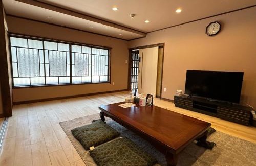 Tsuyama Apartment | LKx 出雲街道津山城東くつろぎ亭 KutsurogiTei