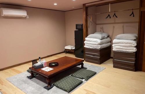 Tsuyama Apartment | LKx 出雲街道津山城東くつろぎ亭 KutsurogiTei