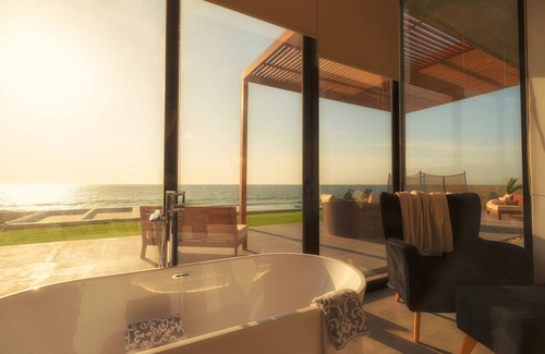 Cercado de Lima House | Ln6 Resort style all inclusive Ocean view Primary King suite