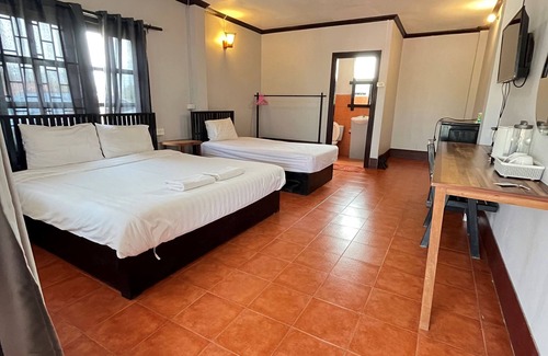 Vang Vieng House | Local Guesthouse