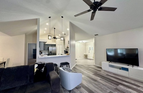 Zephyrhills West House | Located at Golf Course! Golf is temporary closed after hurricane