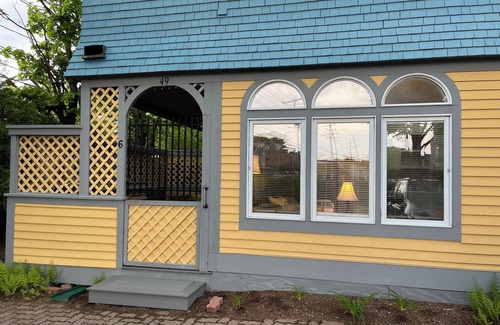 Bar Harbor Condo | Located In The Heart Of Downtown Bar Harbor with Parking