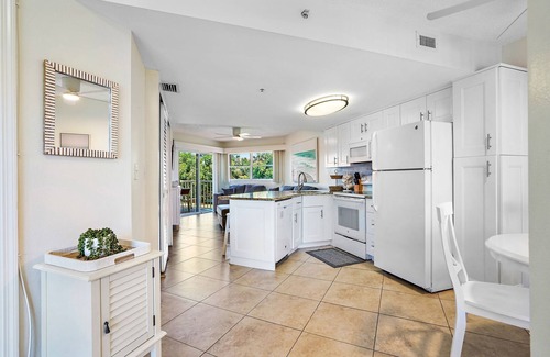 St. Pete Beach Condo | Location, Views, Beach, and Parking