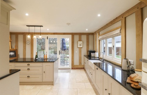 Harwich Cottage | LODGE COTTAGE, pet friendly, character holiday cottage in Harwich